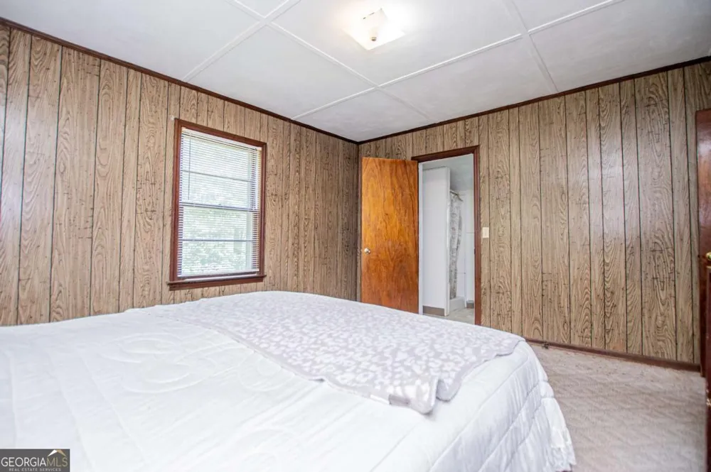 53 Garrett LN Carrollton, GA 30117