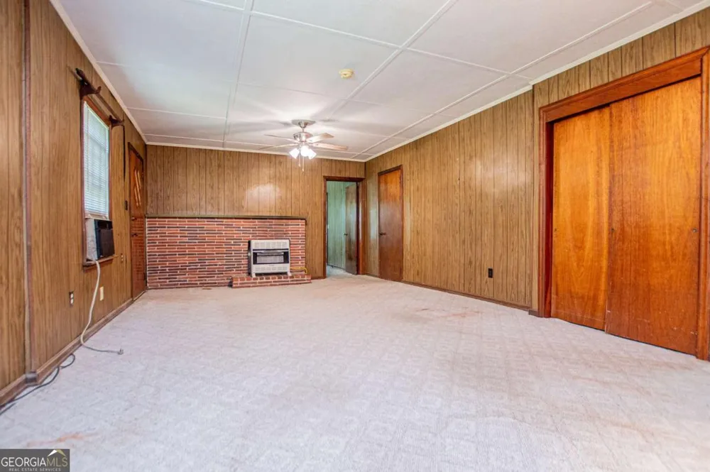 53 Garrett LN Carrollton, GA 30117