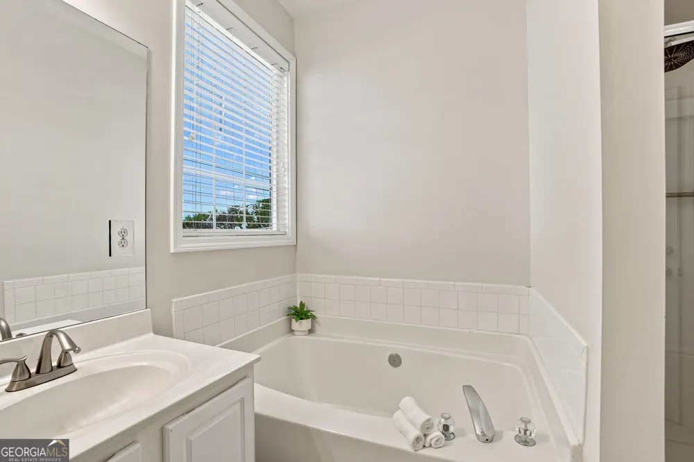 3418 Kensington Parc CIR Avondale Est, GA 30002