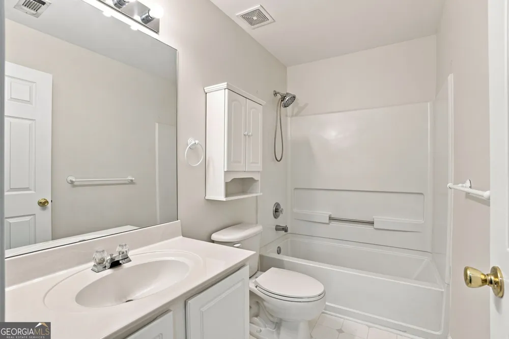 3418 Kensington Parc CIR Avondale Est, GA 30002