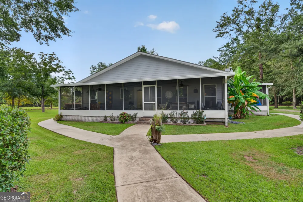 1901 Blackwell ST Waycross, GA 31503