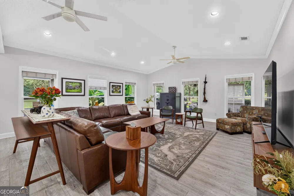 1901 Blackwell ST Waycross, GA 31503