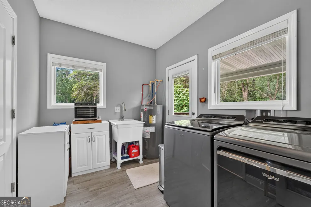 1901 Blackwell ST Waycross, GA 31503