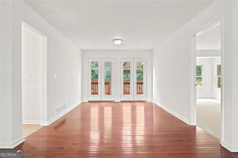 1632 Oakwood CT Marietta, GA 30066