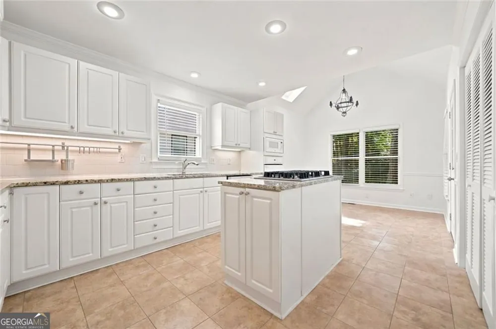 1632 Oakwood CT Marietta, GA 30066