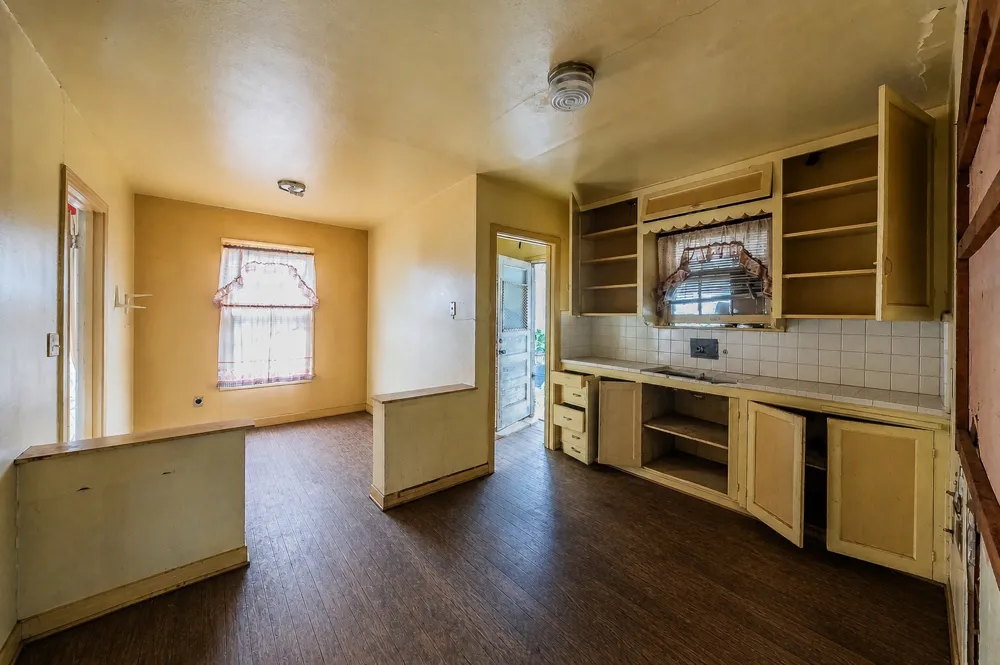 5801 Kilpatrick Avenue Fort Worth, TX 76107