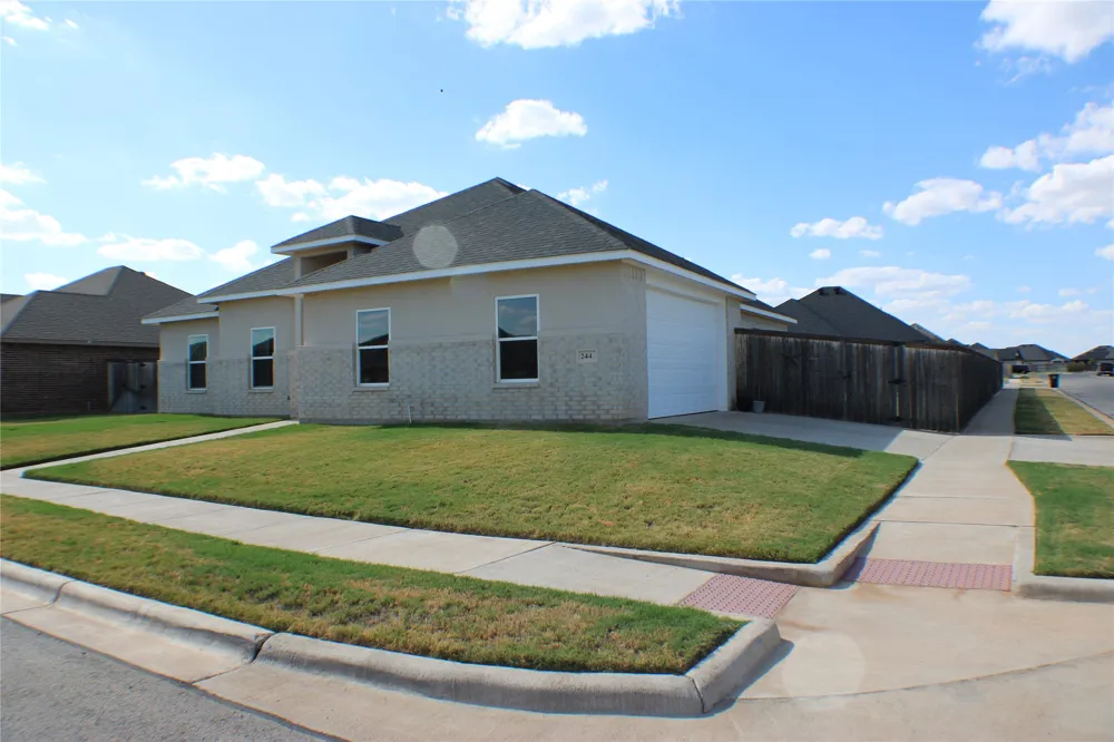 244 Evening Shade Lane Abilene, TX 79602