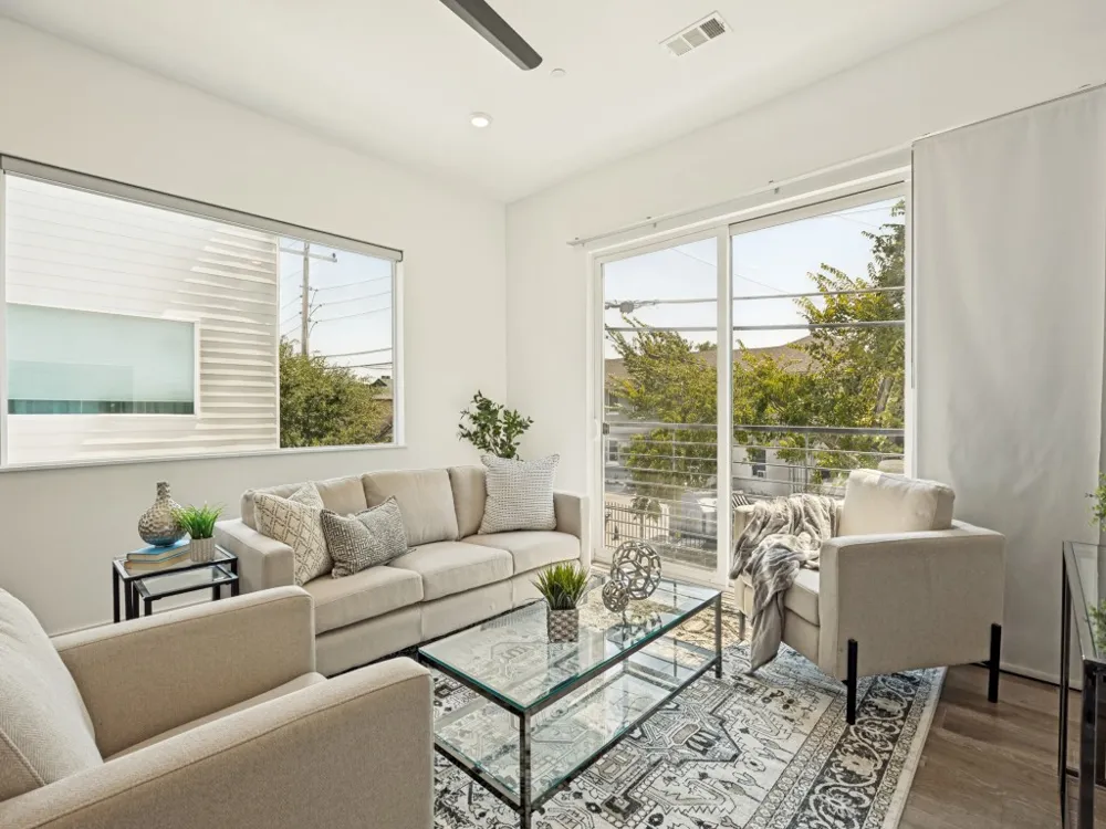 5020 Bryan Street #305 Dallas, TX 75206