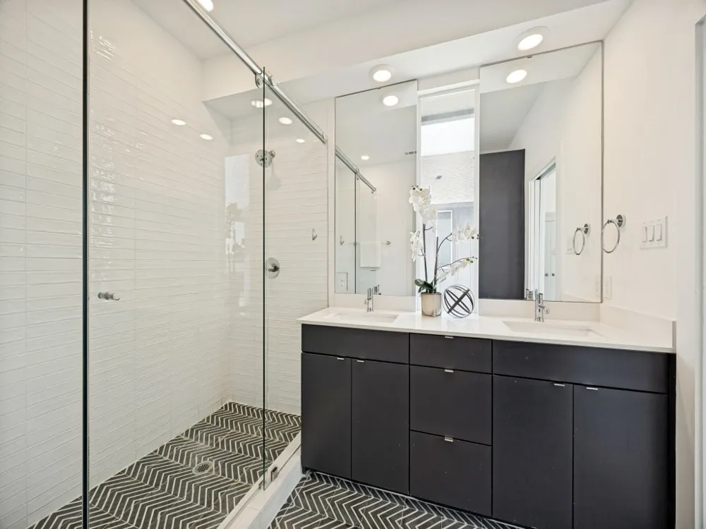 5020 Bryan Street #305 Dallas, TX 75206