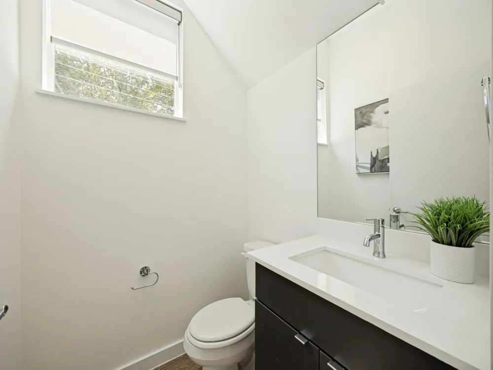 5020 Bryan Street #305 Dallas, TX 75206