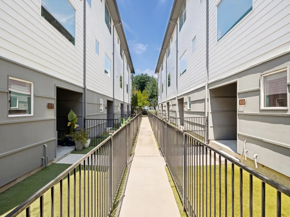 5020 Bryan Street #305 Dallas, TX 75206