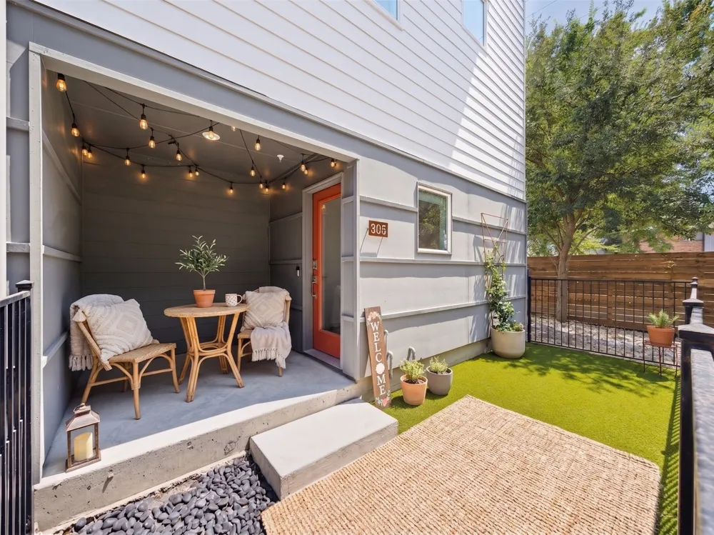 5020 Bryan Street #305 Dallas, TX 75206