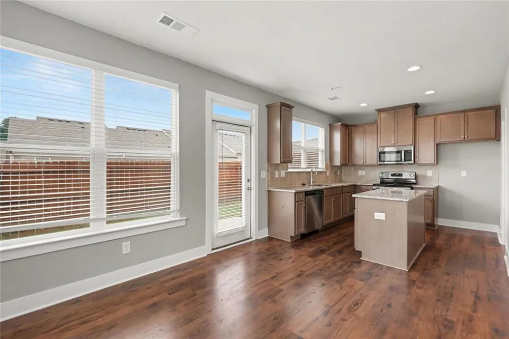 7666 Squire Court Fairburn, GA 30213