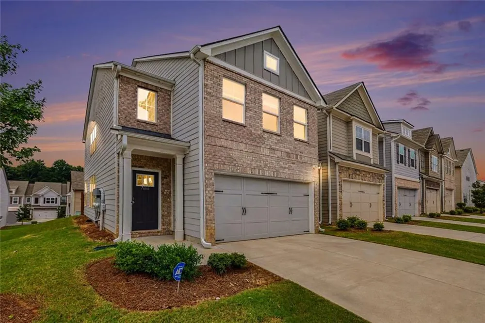 7666 Squire Court Fairburn, GA 30213