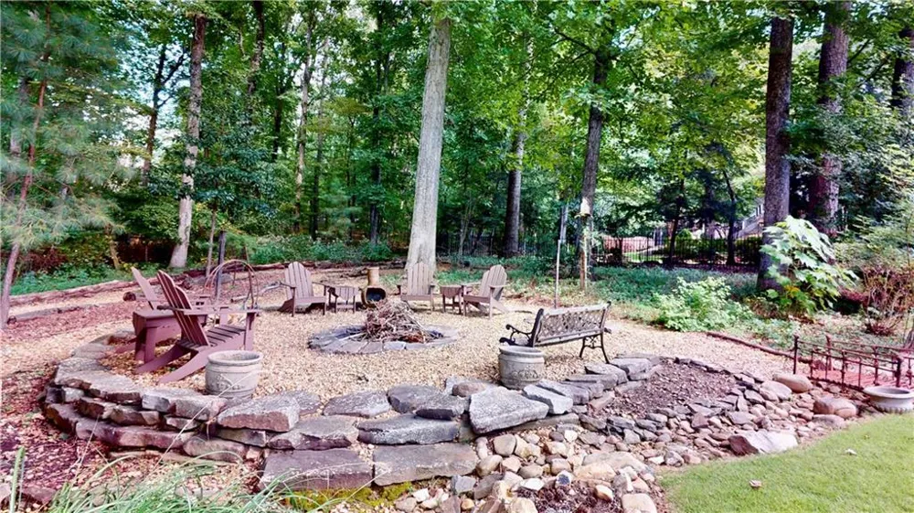 3755 Maryhill Lane NW Kennesaw, GA 30152