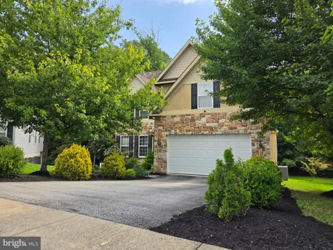 305 CAROLEE CIRCLE