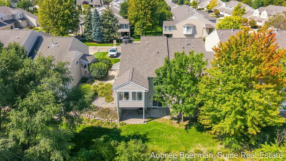 6440 Stoney Creek Court Hudsonville, MI 49426