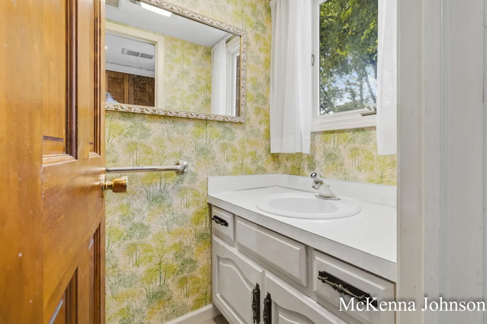 299 Brooks Road Muskegon, MI 49442
