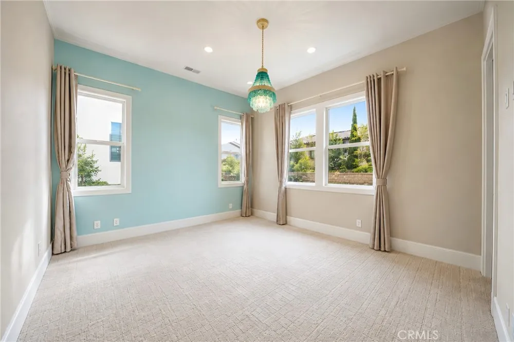 110 Perspective Irvine, CA 92618
