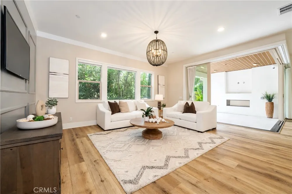 110 Perspective Irvine, CA 92618