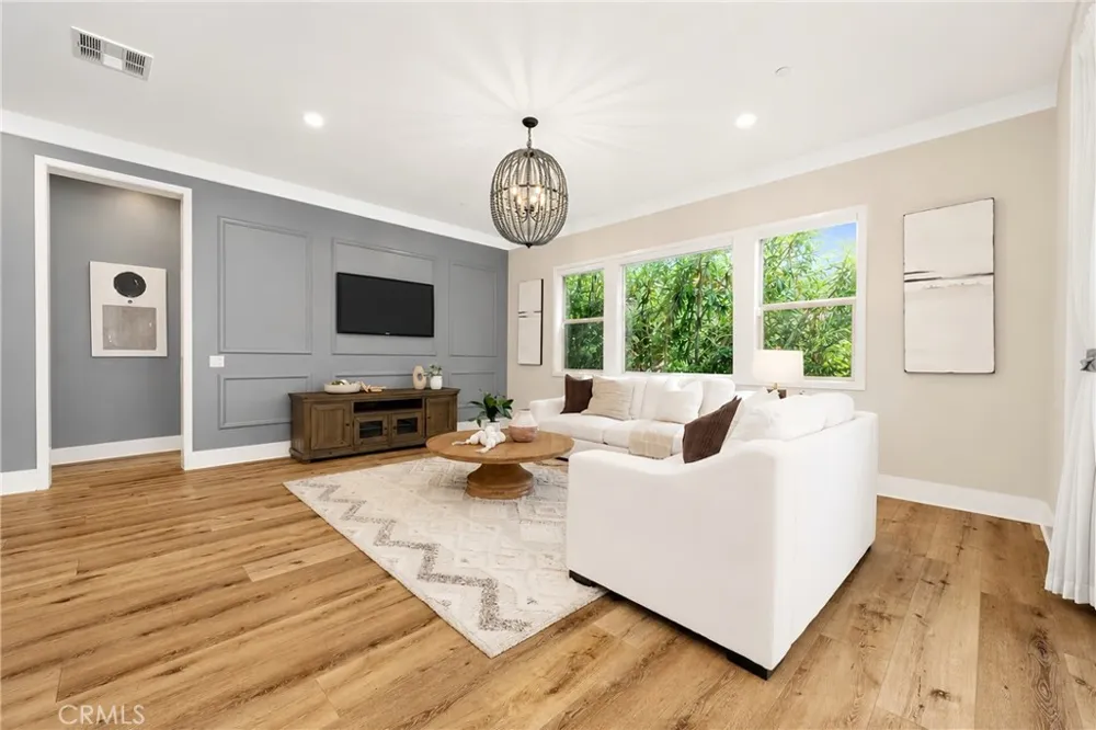 110 Perspective Irvine, CA 92618