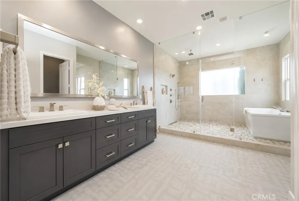 110 Perspective Irvine, CA 92618