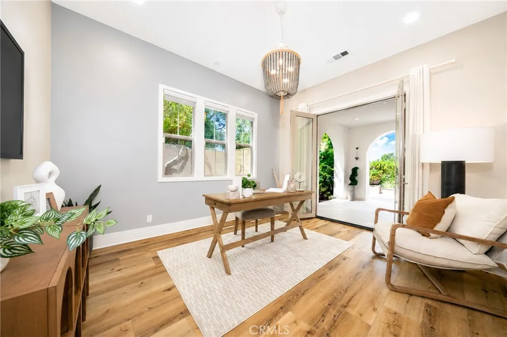 110 Perspective Irvine, CA 92618