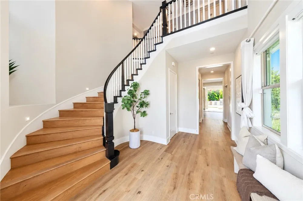 110 Perspective Irvine, CA 92618