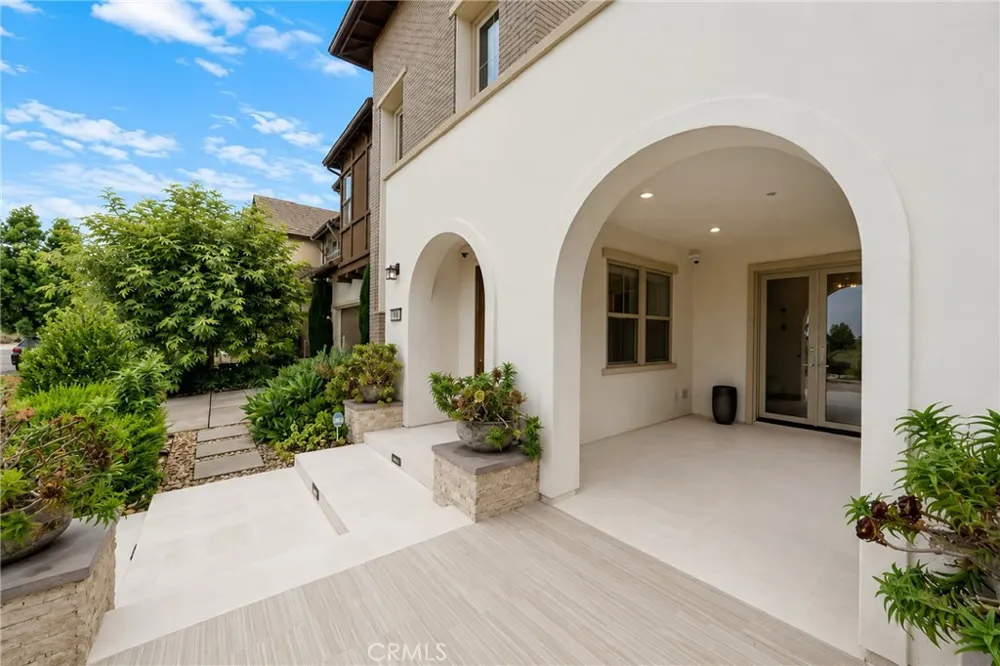110 Perspective Irvine, CA 92618
