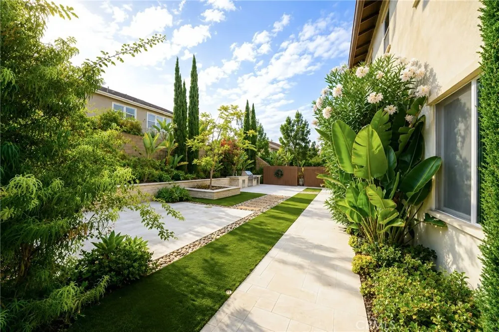 110 Perspective Irvine, CA 92618