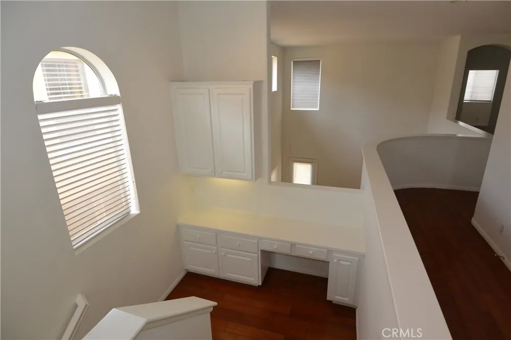 22 Roseville Irvine, CA 92602
