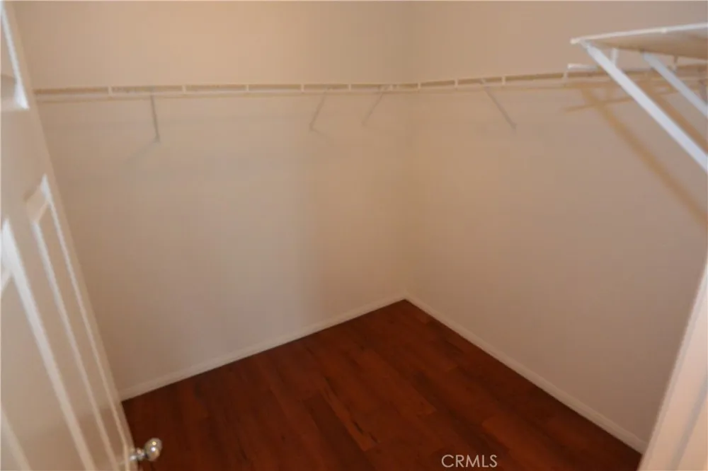 22 Roseville Irvine, CA 92602