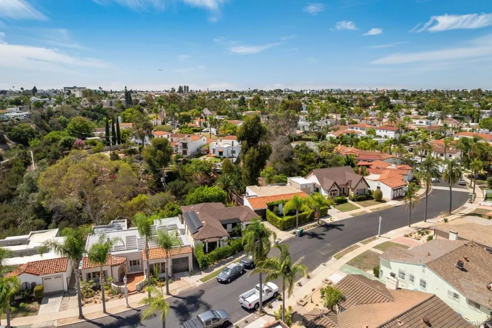4653 E Talmadge Dr San Diego, CA 92116