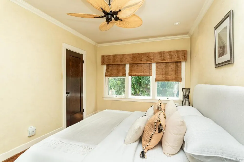 4653 E Talmadge Dr San Diego, CA 92116