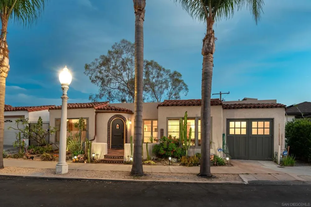 4653 E Talmadge Dr San Diego, CA 92116