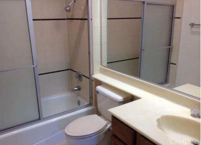 14630 Dickens Sherman Oaks, CA 91403