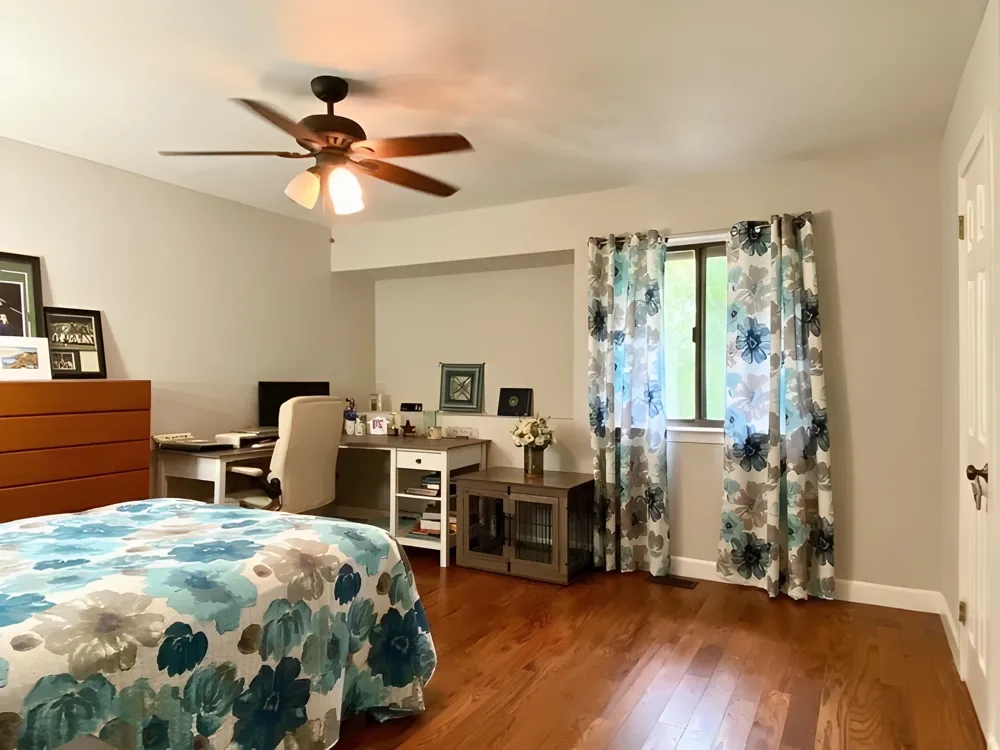 586 SANDERLING CT Secaucus, NJ 07094