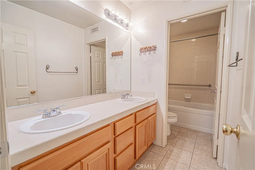 28859 Rock Canyon Saugus, CA 91390