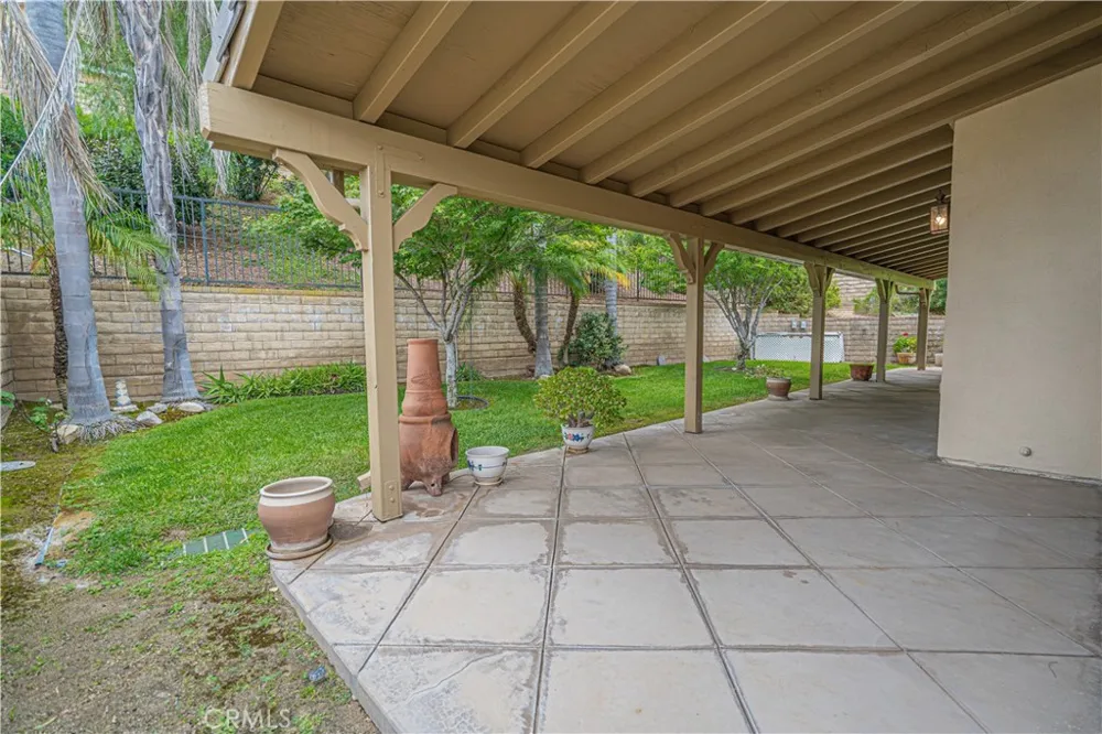 28859 Rock Canyon Saugus, CA 91390