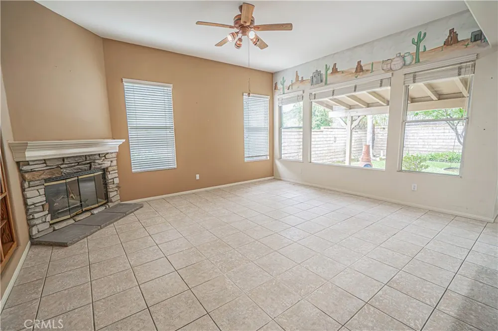 28859 Rock Canyon Saugus, CA 91390