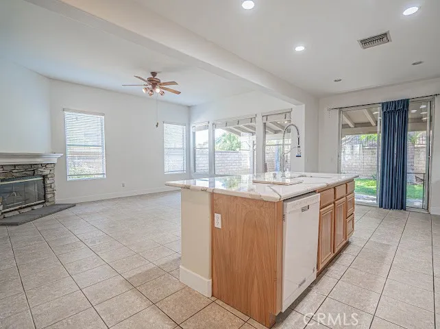 28859 Rock Canyon Saugus, CA 91390