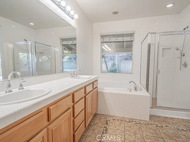 28859 Rock Canyon Saugus, CA 91390