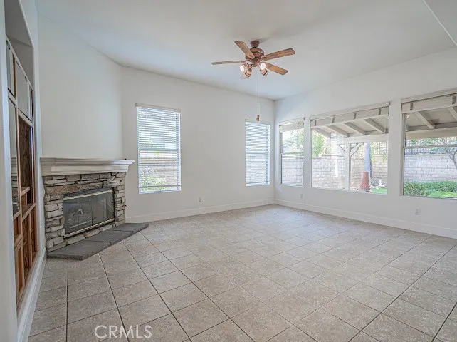 28859 Rock Canyon Saugus, CA 91390