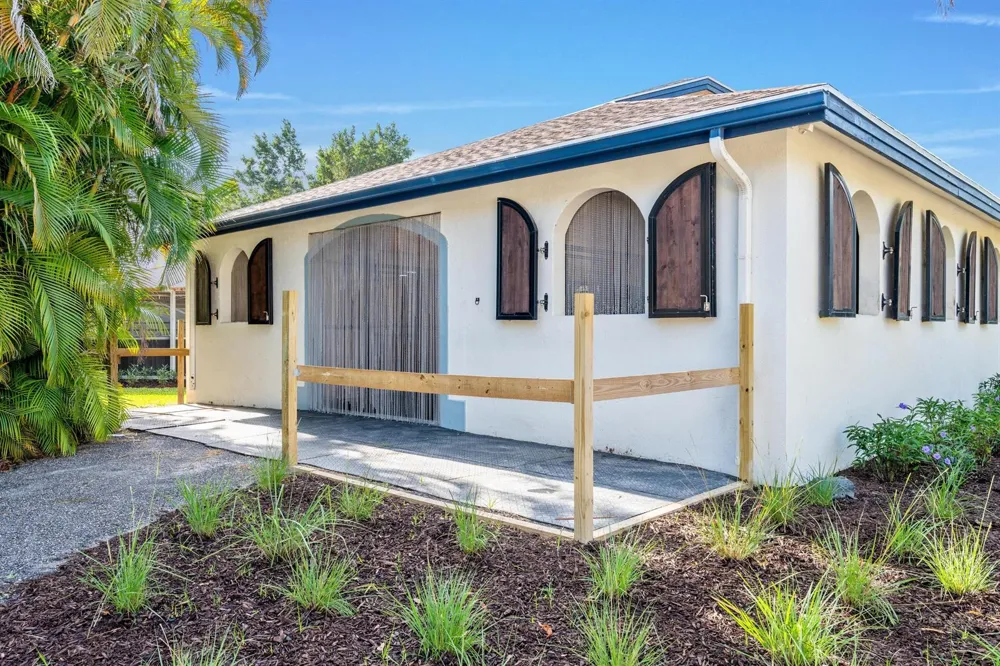 5656 South Shore Boulevard Wellington, FL 33449