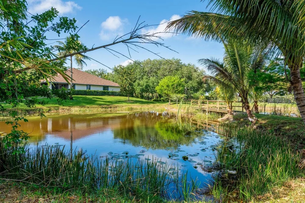 5656 South Shore Boulevard Wellington, FL 33449