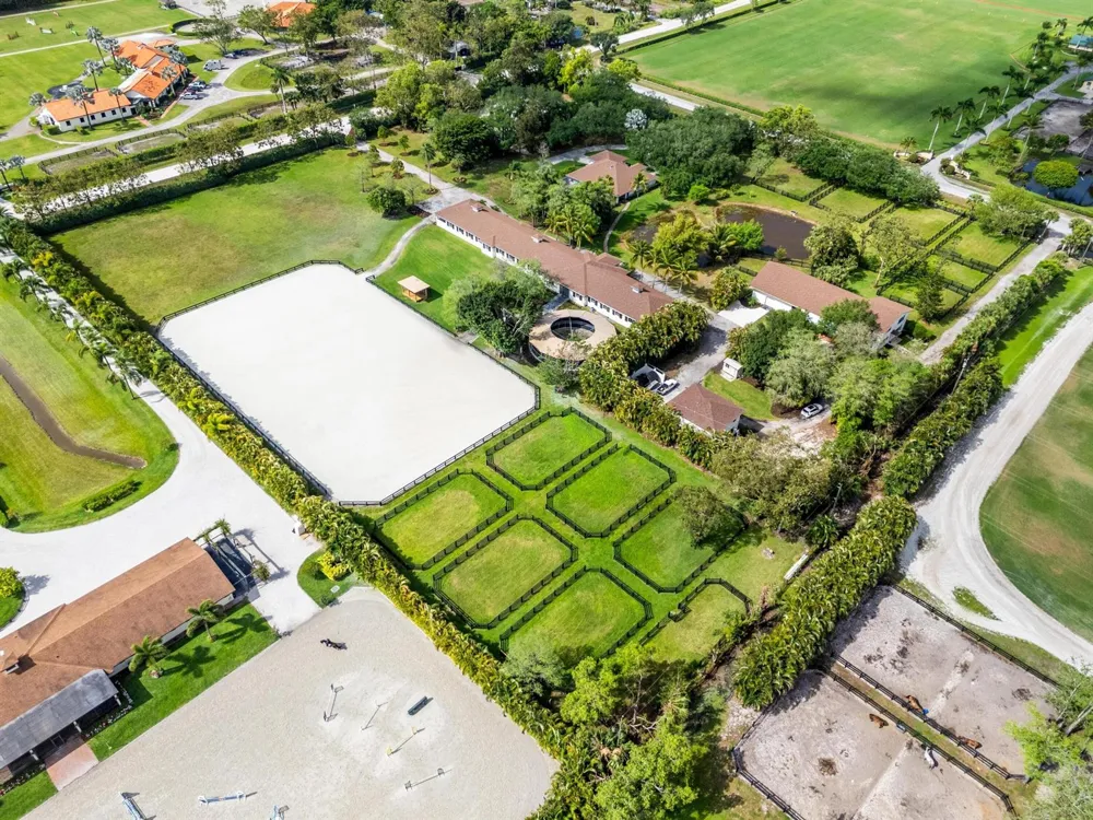 5656 South Shore Boulevard Wellington, FL 33449