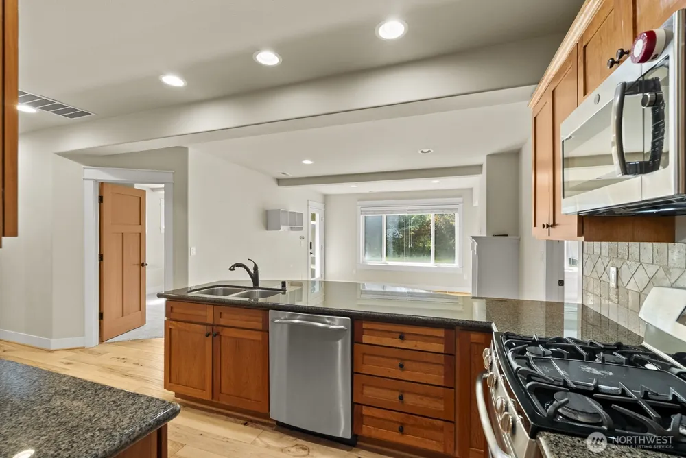 6320 65th Avenue NW Gig Harbor, WA 98335