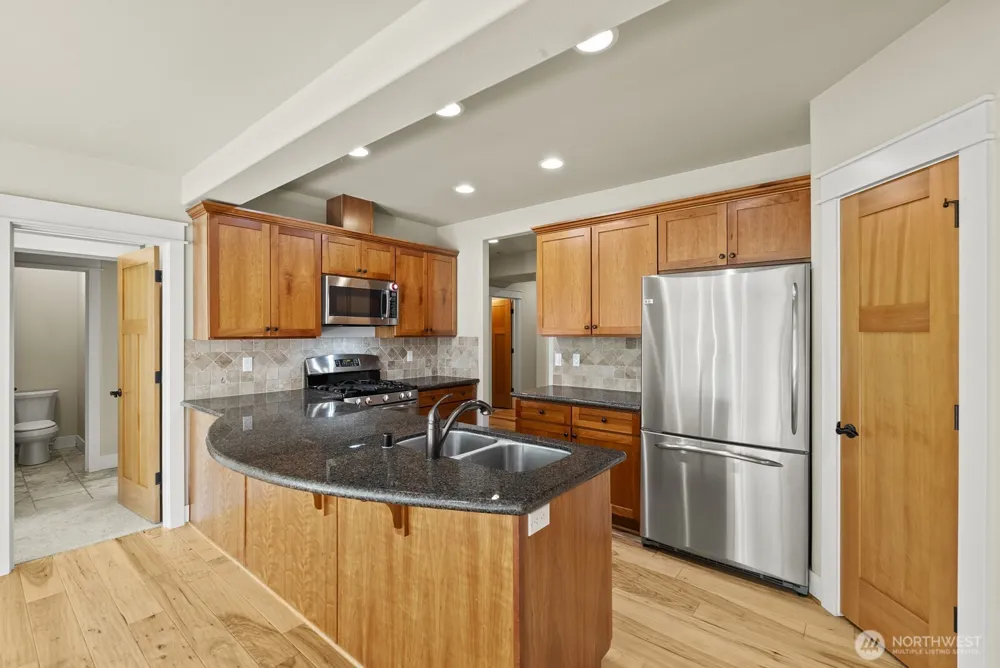 6320 65th Avenue NW Gig Harbor, WA 98335