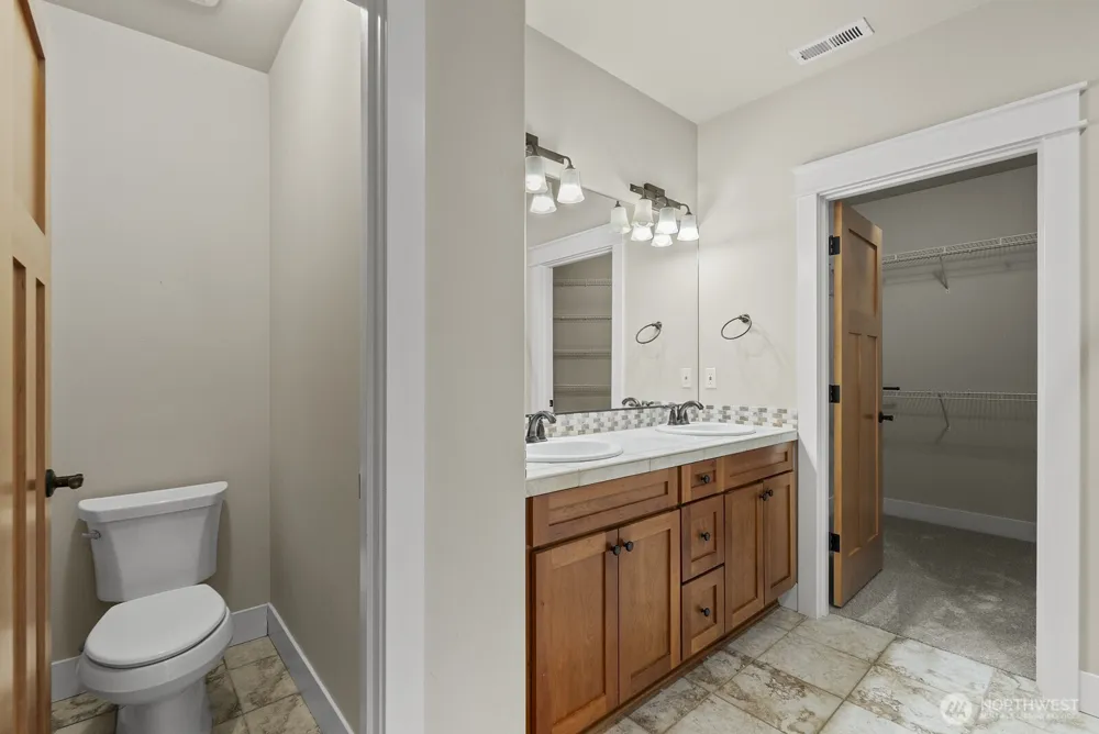 6320 65th Avenue NW Gig Harbor, WA 98335