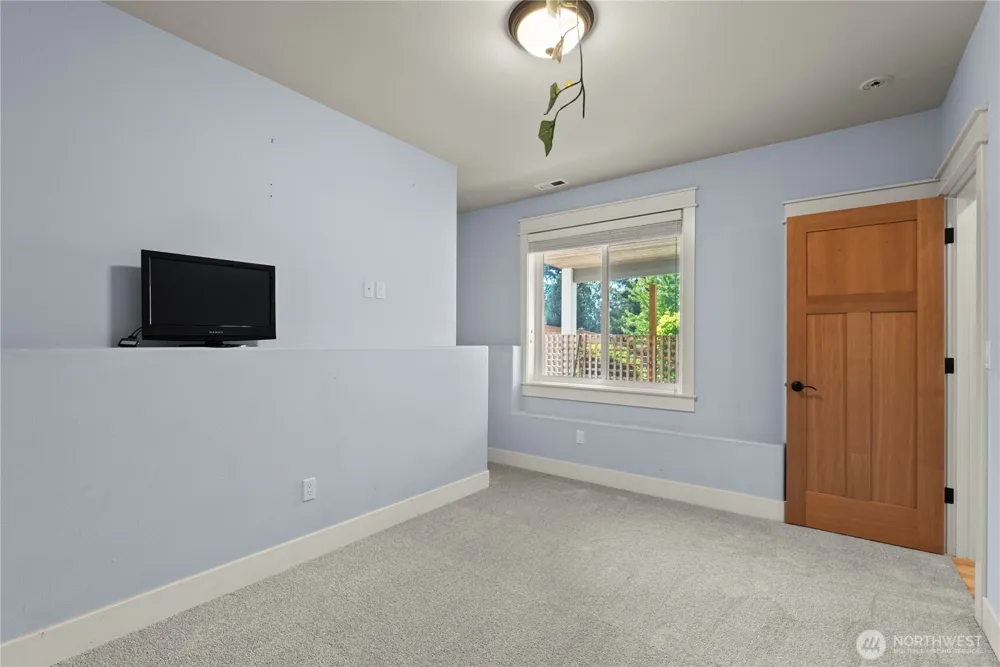6320 65th Avenue NW Gig Harbor, WA 98335